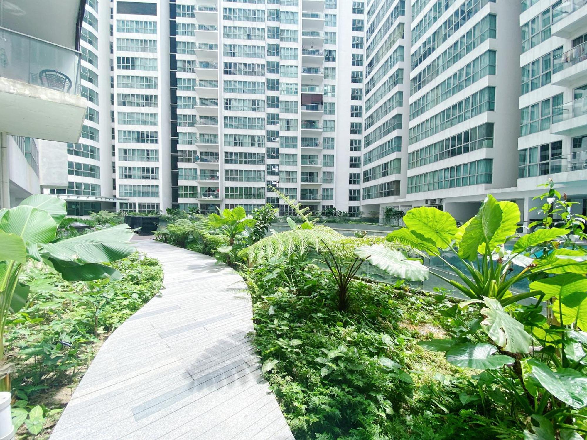 Awesomestay Apartment Walk To Pwtc Near To Klcc — Photos 1